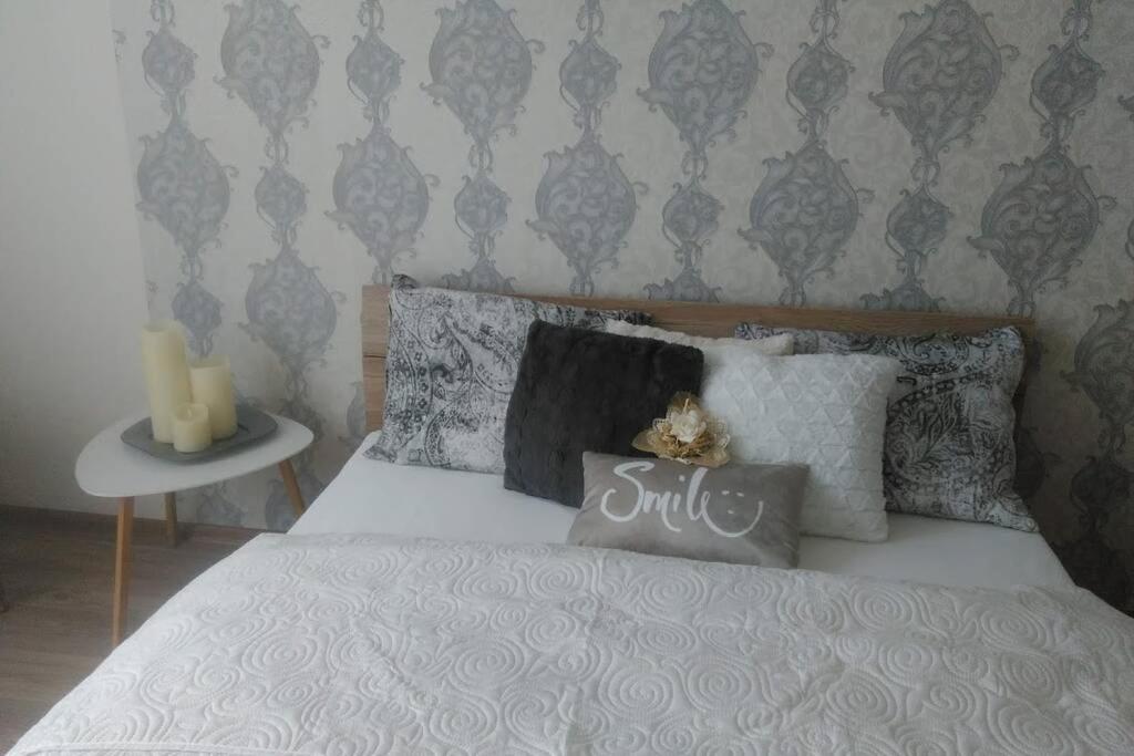 Stylovy Apartman V Centru Nachoda Exterior photo